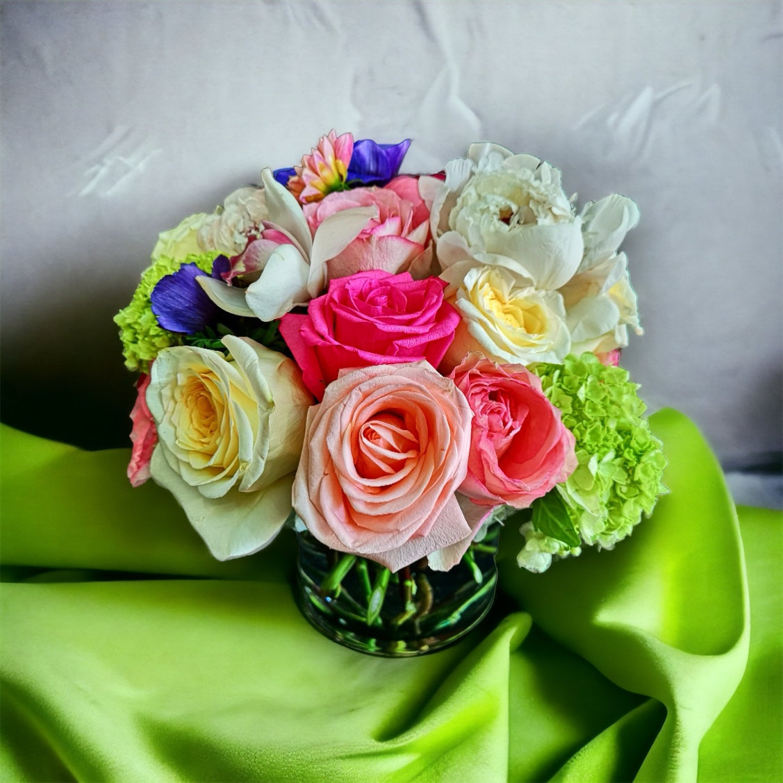 E5 Leafelle Flowers + Gifts (formerly Sam Solis Florist)