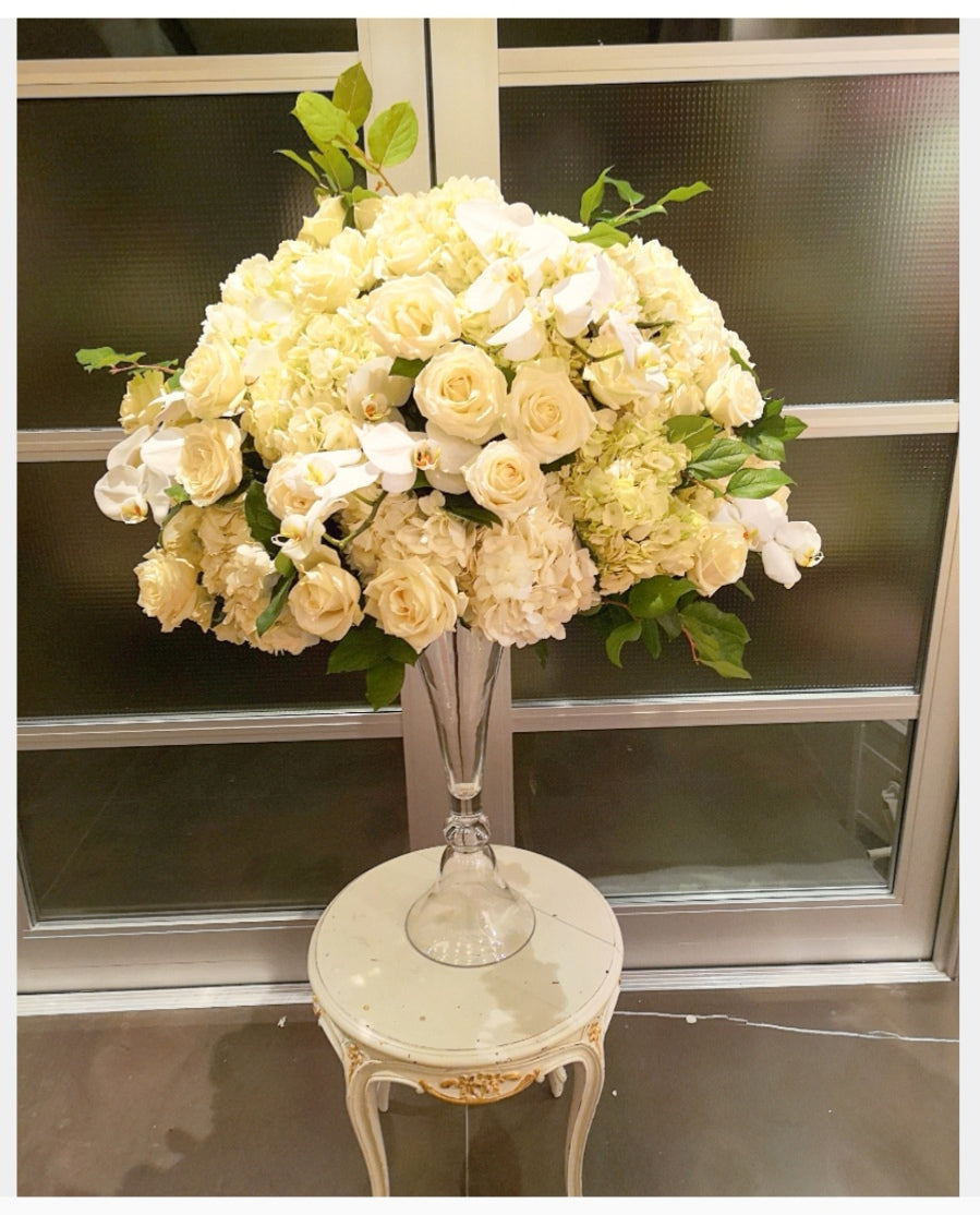 WF 17 - Wedding Reception Flowers