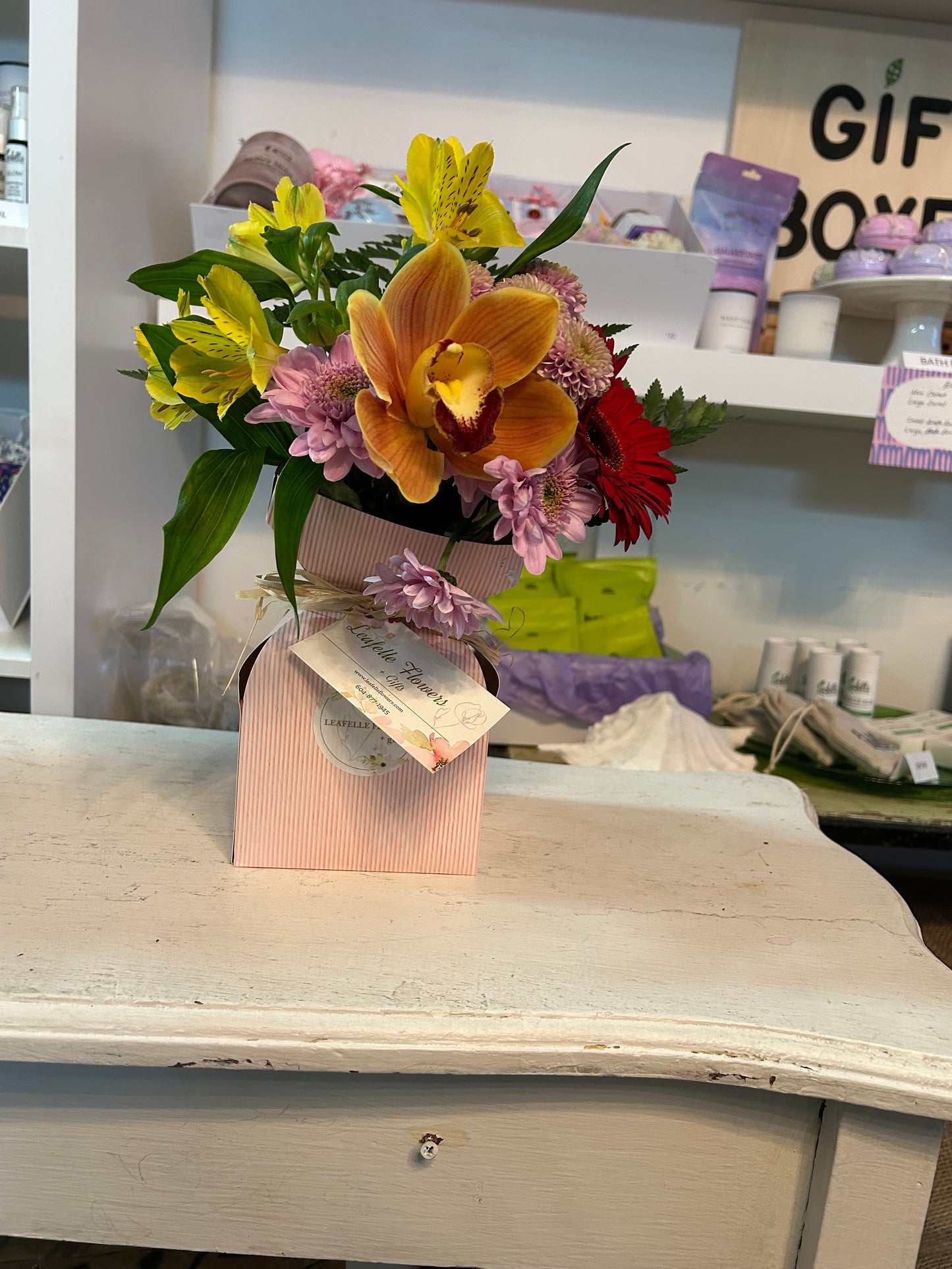 Mini Masterpiece Craft Box Vase Arrangement for your budget