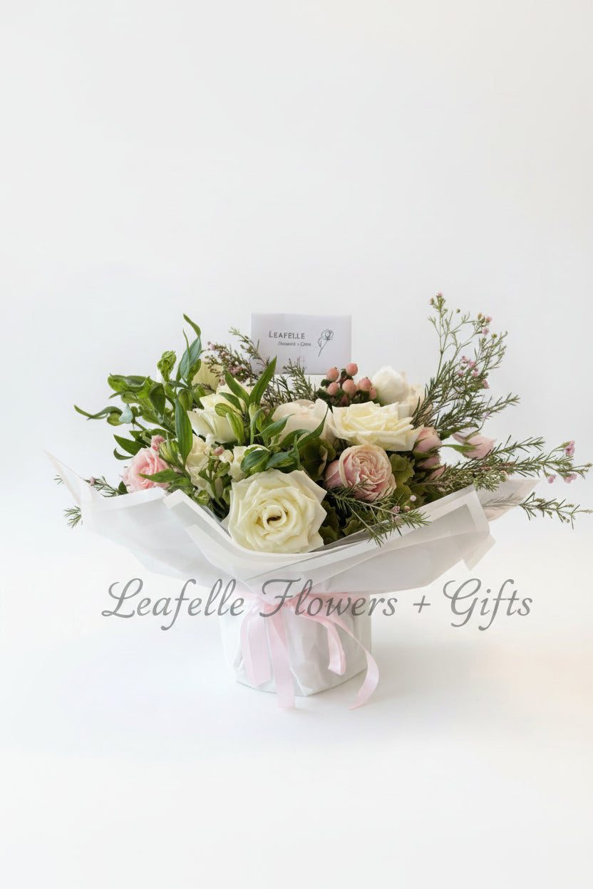 E10 Vase Arrangement