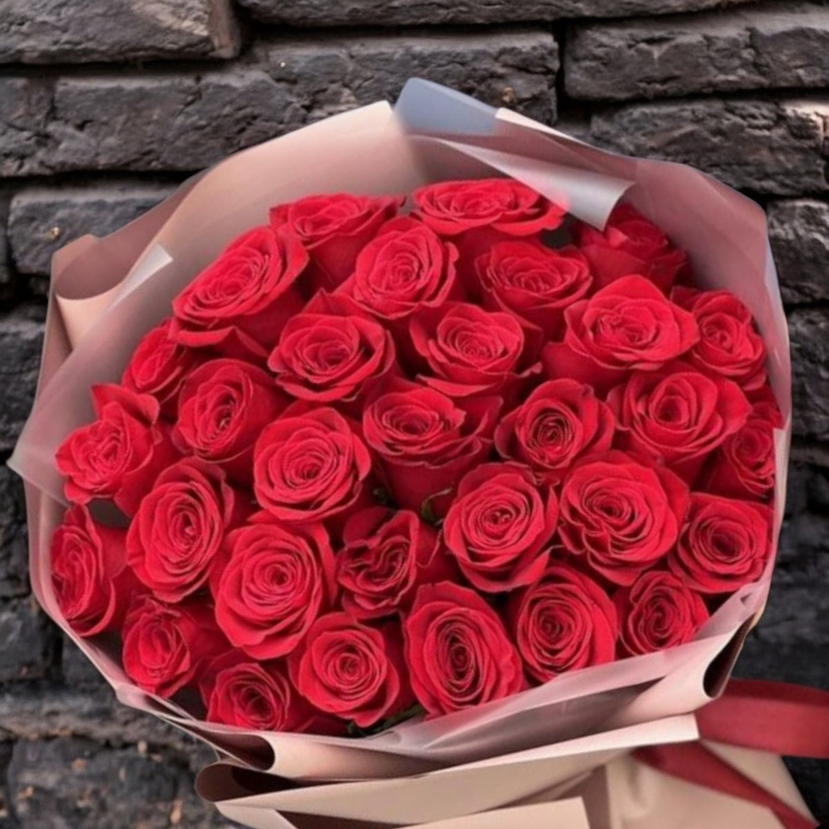Classic Red Two Dozen Roses Bouquet – Leafelle Flowers + Gifts