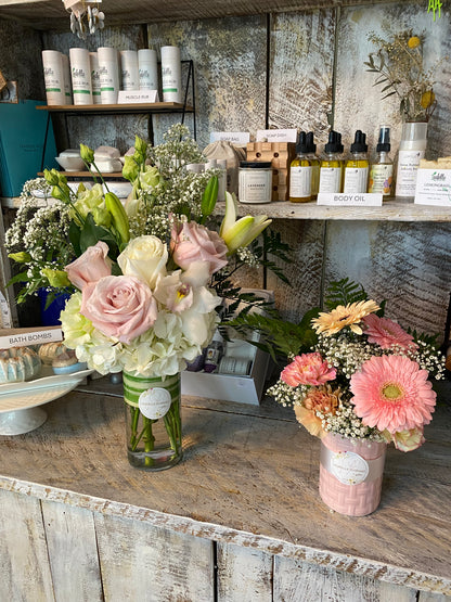 Welcome to the world Little One! $35 / Congratulations Mom! $95 / Mom & Little One $130