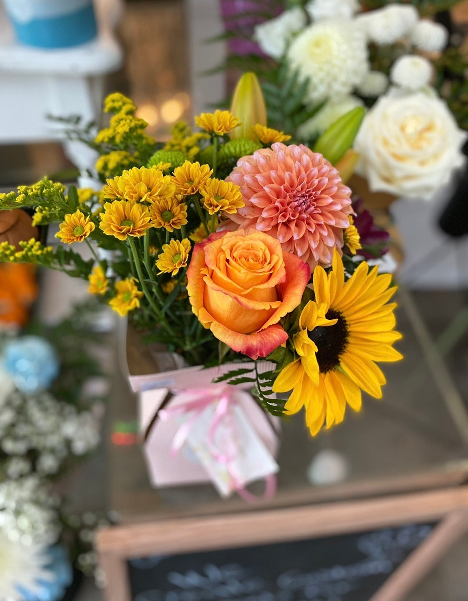 Mini Masterpiece Craft Box Vase Arrangement for your budget